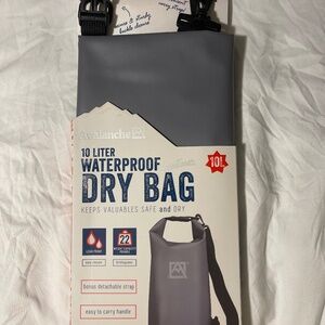 avalanche 10 liter waterproof dry bag